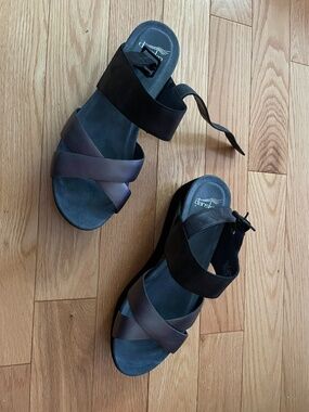 Dansko Sandals, Women's, Size 40, Black and Gun Metal Grey